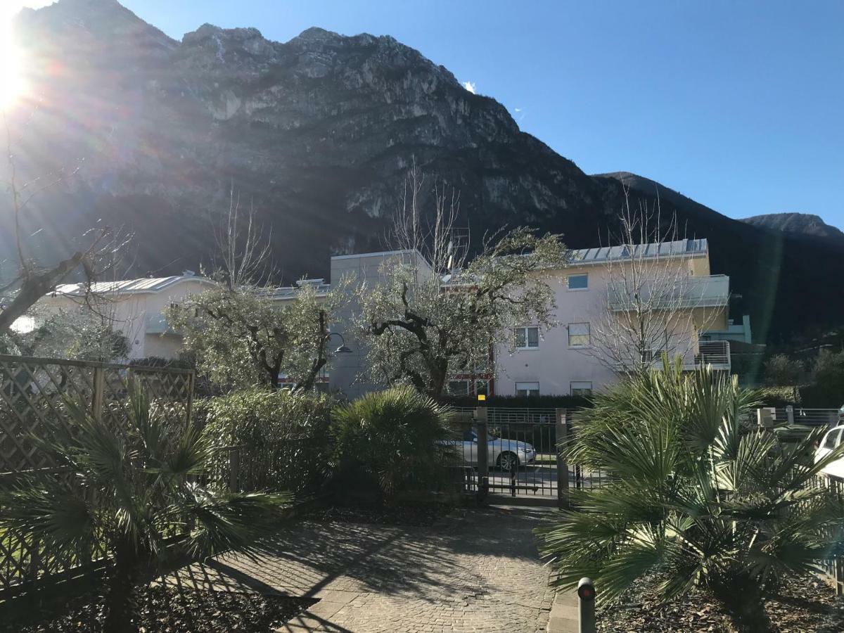 Casa Chiara Appartement Riva del Garda Buitenkant foto